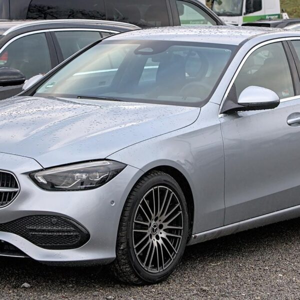 Mercedes-Benz Klasa C – prestiż i luksus na codzień.