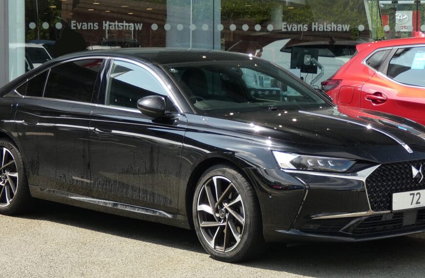 DS Automobiles DS 9 – opinie, cena, dane techniczne, wymiary, spalanie, osiągi
