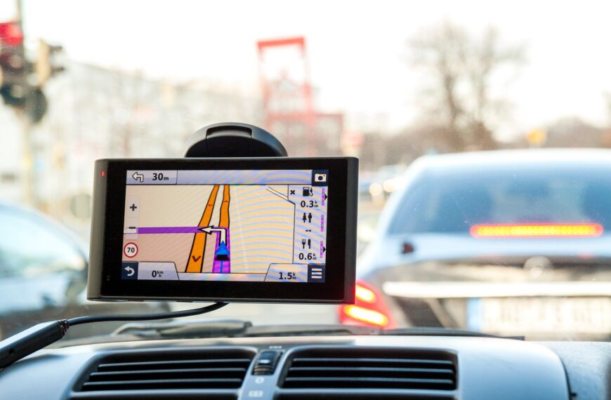 Najlepsze nawigacje GPS dla kierowców: Przegląd i porównanie.