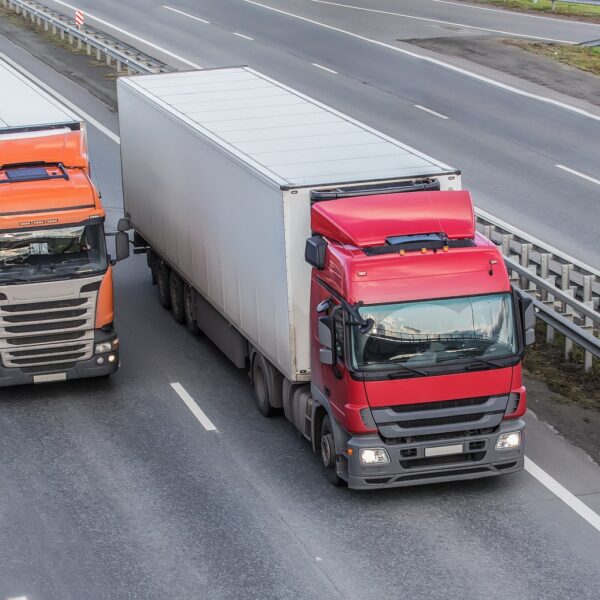 Elektryczne ciężarówki: przyszłość transportu towarowego?